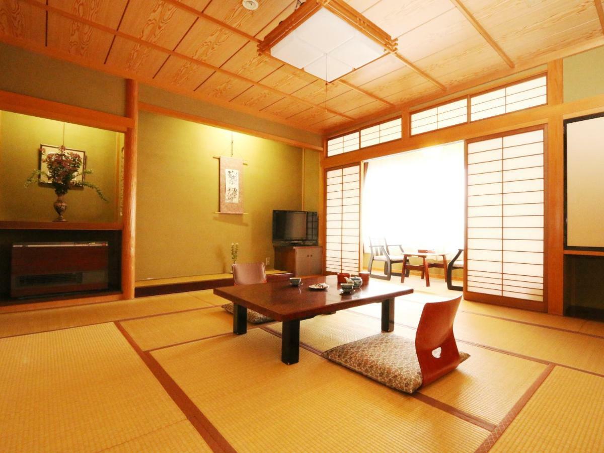 Hanagokoro Banki Takayama  Exterior foto